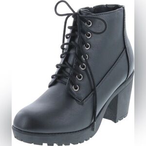 Soda LURK Womens Block Heel Closed Toe Booties
- 9